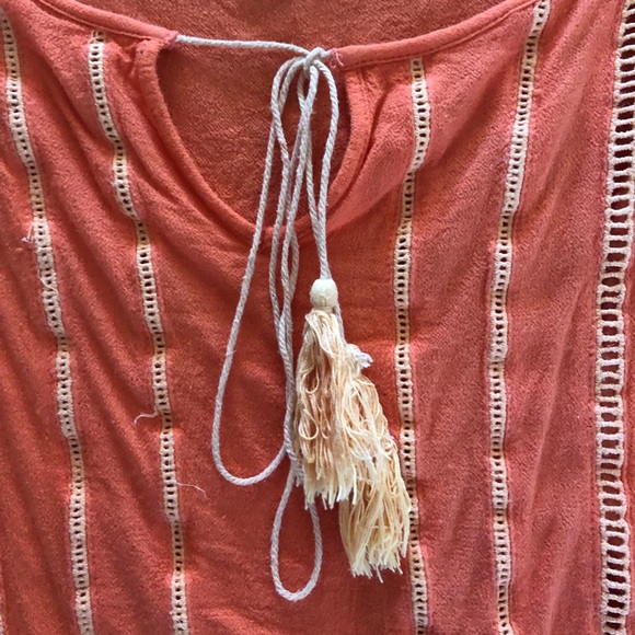 Elodie Coral Quarter-sleeved Blouse - Picture 3 of 6